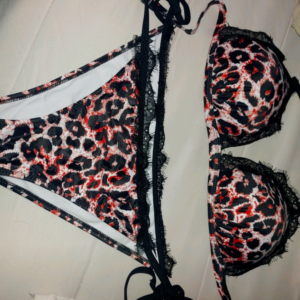 Leopard bikini set